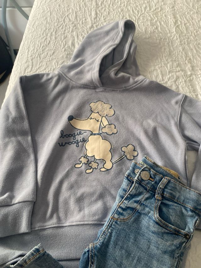 Conjunto sudadera y vaquero T4