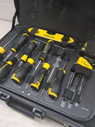 Maletín Herramientas Stanley 142 Piezas