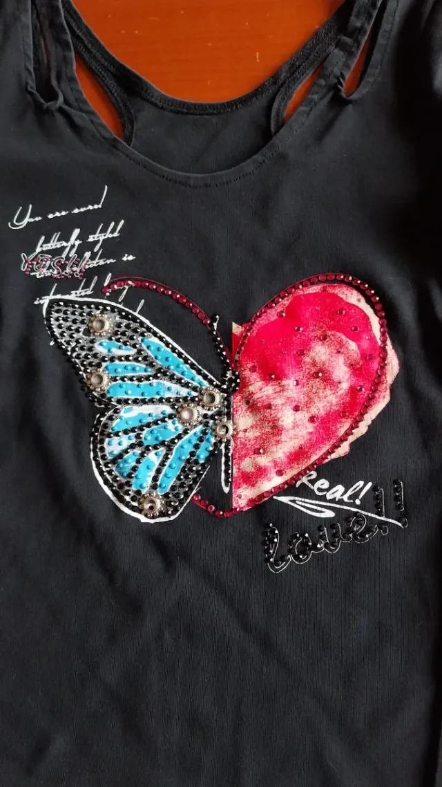 Maglia maniche lunghe con stampa farfalla