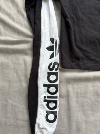 Camiseta Adidas manga larga crop top