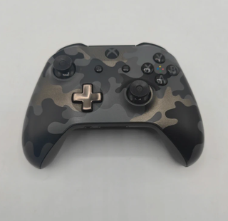 Xbox One X 1TB Nera + Controller