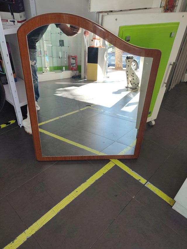 Espejo de madera y cristal