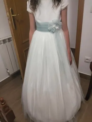 Vestido de Comunión Blanco y Turquesa.