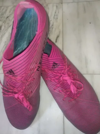 Botas de fútbol Adidas 46 rosas y grises