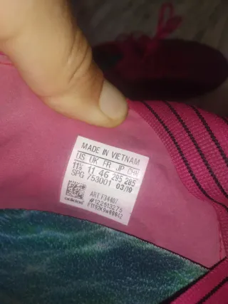 Botas de fútbol Adidas 46 rosas y grises