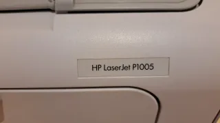 IMPRESORA HP LaserJet P1005 con toner