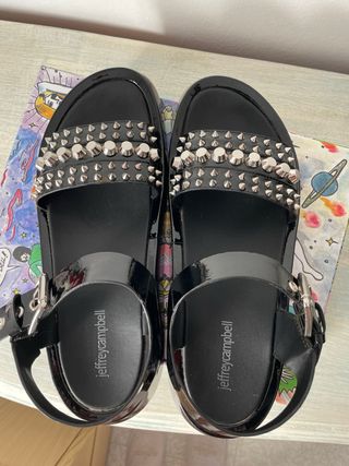 Sandalias Jeffrey Campbell Tachuelas Negras
