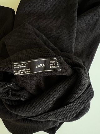 Jersey cuello vuelto negro Zara