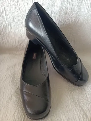 Zapatos negros , talla 40