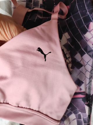 Conjunto Malla REEBOK y Sujetador Deportivo Puma
