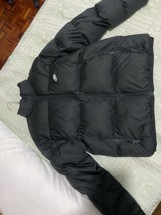 cazadora Nike Negra