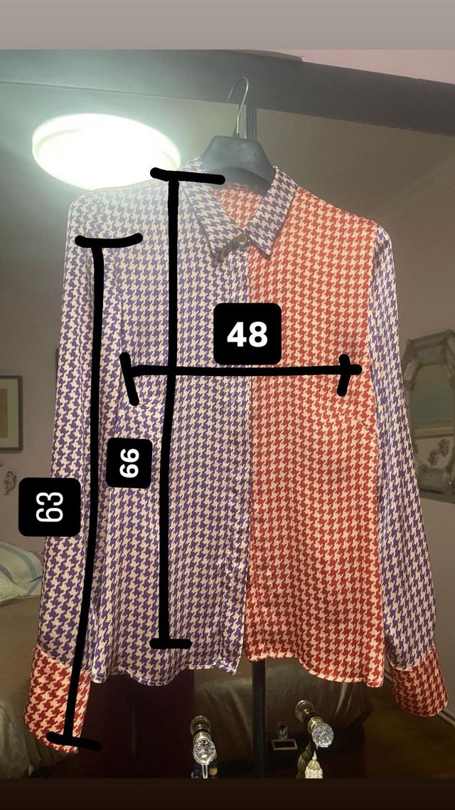 Blusa Morada y Roja Estampada