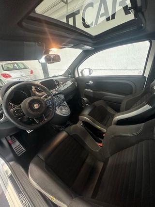 Abarth 595 2022