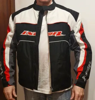 Chaqueta de moto deportiva