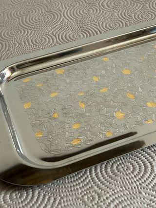 Splendido vassoio vintage acciaio decorato oro 18K