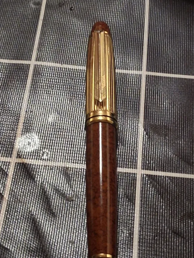 Pluma estilográfica de lujo