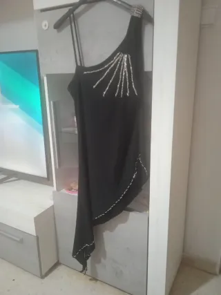 Blusa sin mangas con pedrería