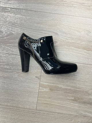 Stivaletti Nero Giardini neri donna