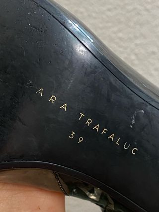Botas transparentes tacón bajo