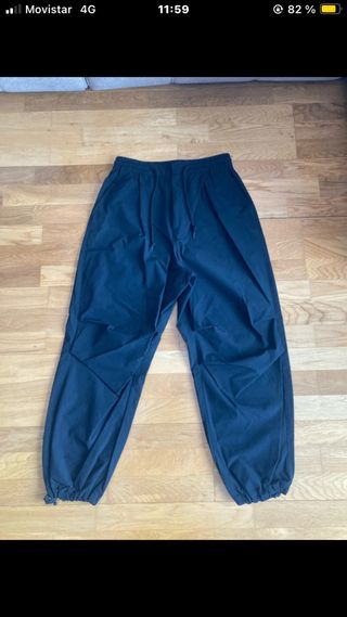 Pantalón parachute vintage negro