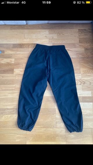 Pantalón parachute vintage negro