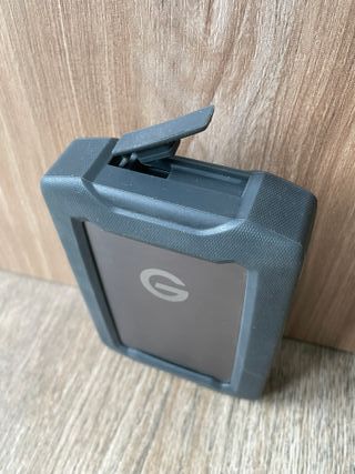 G-DRIVE ArmorATD 4TB | 85h USO | RESISTENTE