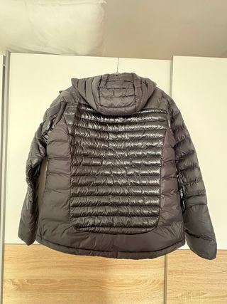 Chaqueta Columbia Negra con Capucha
