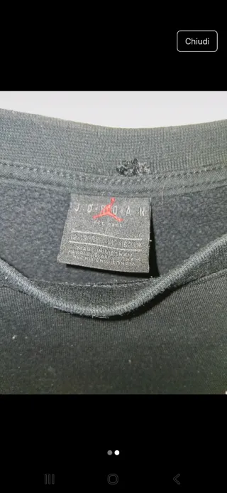 Felpa Jordan nera con stampe oro