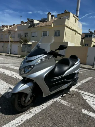 Yamaha Majesty 400 - 38.000 km noviembre 2009