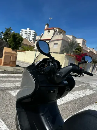 Yamaha Majesty 400 - 38.000 km noviembre 2009