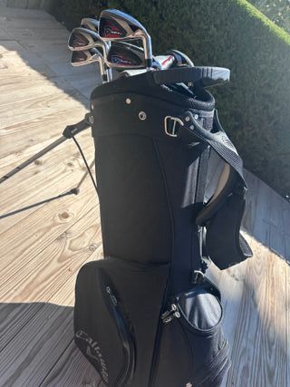 Bolsa de golf Callaway con palos