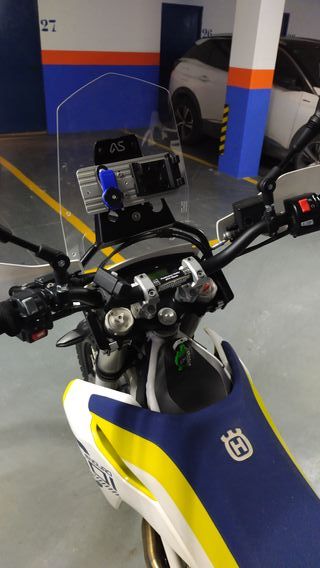 Soporte Carenado Adventure Spec Husqvarna 701