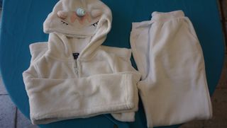 Lote ropa niña invierno 4-5 años leer y ver fotos