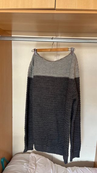 Jersey lana cuello largo gris y negro
