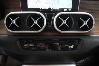 Mercedes-Benz Clase X 250d 190cv 4MATIC DOB. CAB.