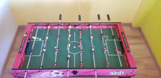 Futbolín (4 personas) plegable y seguro 