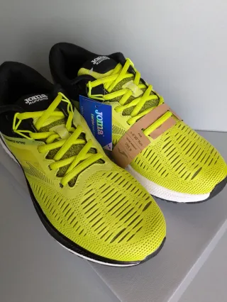 Zapatillas Running Joma Hispalis 23 Negro/Amarillo