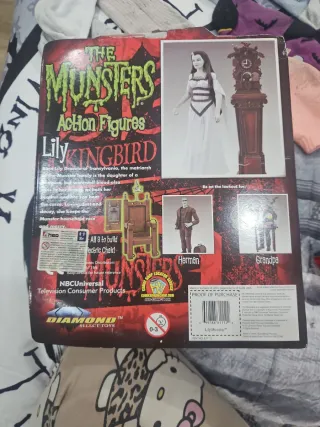 Figura Acción The Munsters Lily