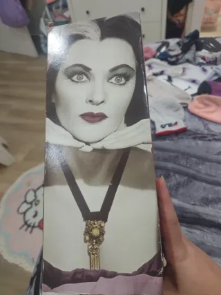 Figura Acción The Munsters Lily