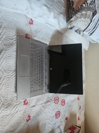 Portátil HP Pavilion X360 Convertible Averiado