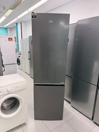 Nevera Combi Beko 2m con garantía 
