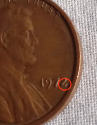 MONEDA 1 CENTAVO LINCOLN.1972. PALO DEL 2 NO RECTO