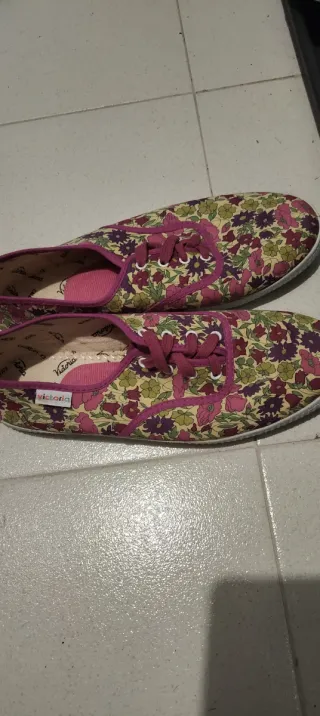 Bambas Victoria florales talla 38