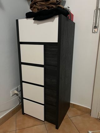 Cassettiera moderna legno