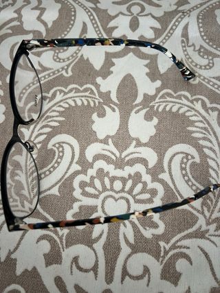 Gafas Fendi negras y multicolor