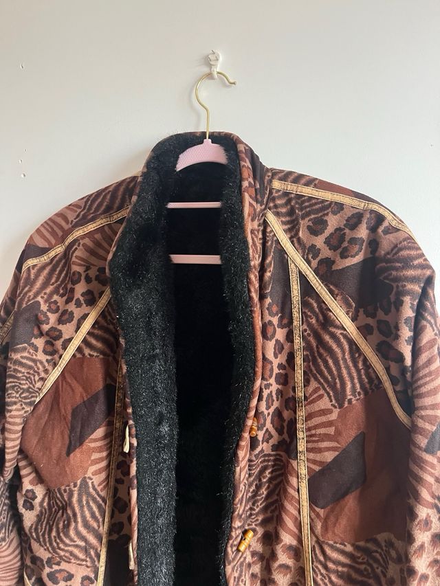 Abrigo vintage estampado animal