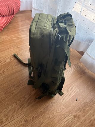Mochila militar ajustable verde
