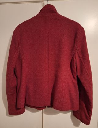 Cazadora roja acolchada