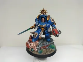 Capitán Exterminador marine espacial Ultramarines.