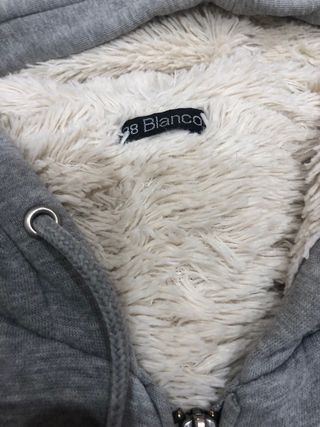 Chaqueta deportiva forrada gris